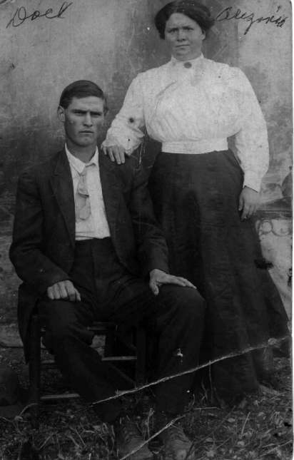 Doc & Arizona (Harris) Roberts (80487 bytes)