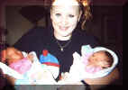 Kris&Twins.jpg (32276 bytes)