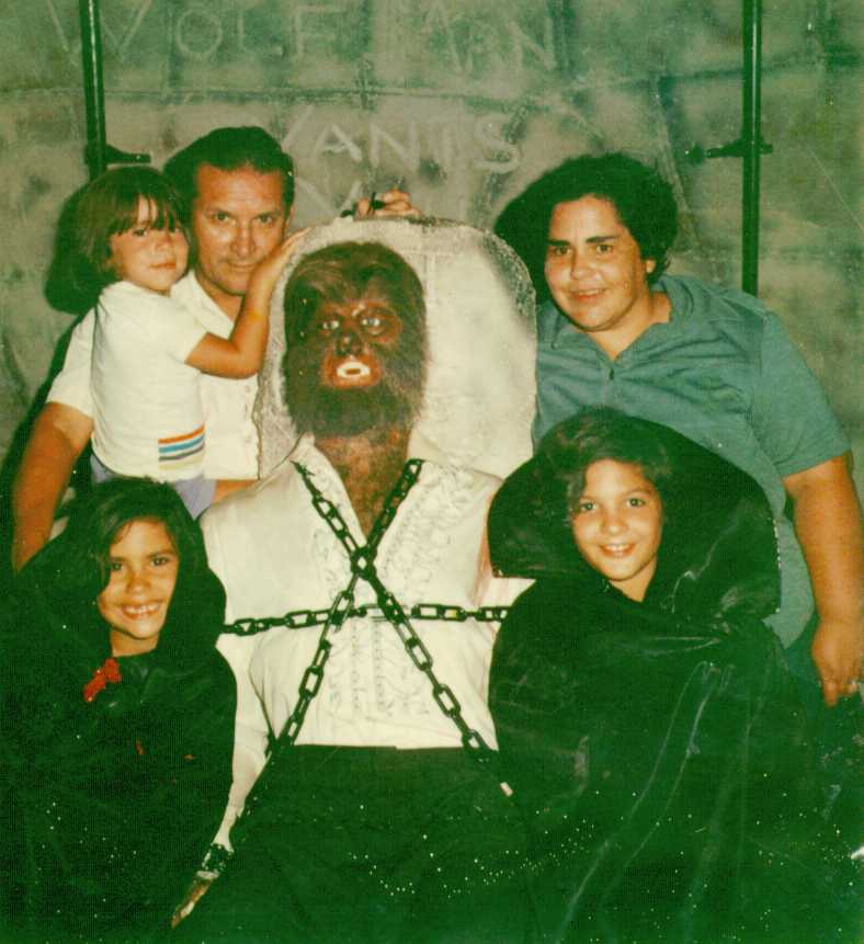 FAMILIA