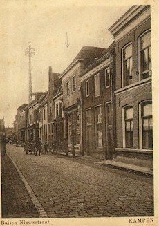 Kampen-BuitenNwstr44.jpg (30445 bytes)