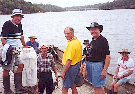 pic002.jpg (55356 bytes)