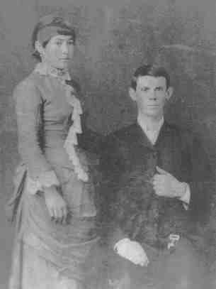 Robert Yule, Laura Hughes