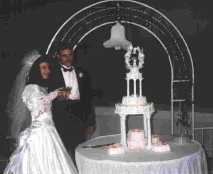 Wedding1.jpg (66742 bytes)