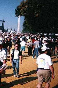 Crowd and the Washington Monument