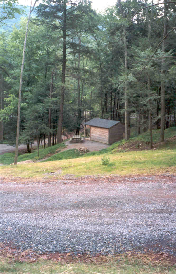 cabin3.jpg - 94781 Bytes