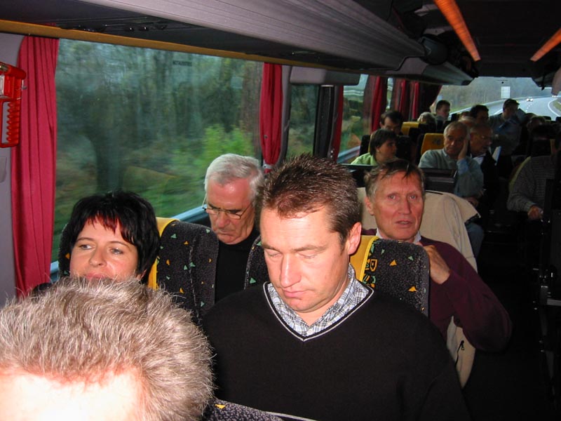107-0779_IMG
