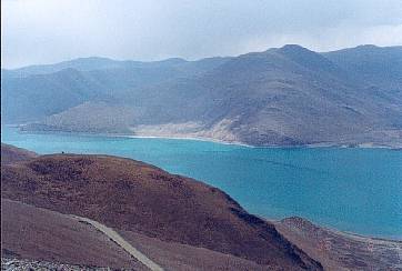 Yamdrok Yumtso Lake