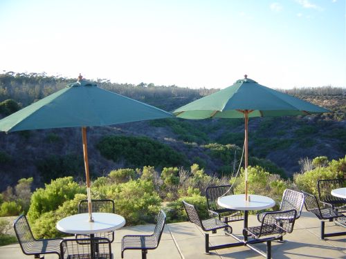 Canyon Vista -- dining hall in Warren College