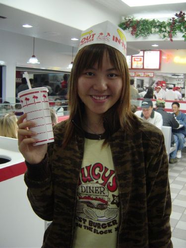 i love the hat!
