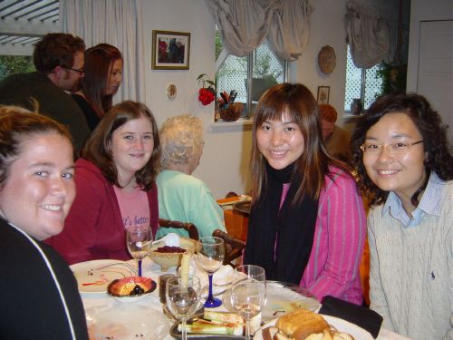 thanksgiving dinner @ kids' table