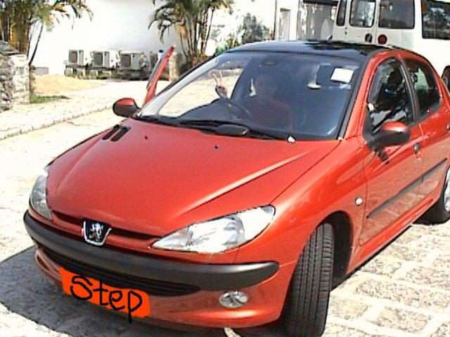 car1.JPG (68497 bytes)