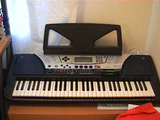 keyboard.JPG (63112 bytes)