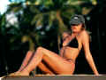 bikini025.jpg (124688 bytes)