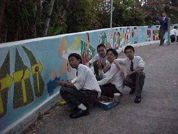 wall010