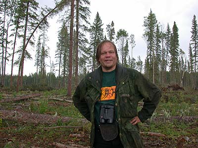 Arbeit macht frei -- kaatosateessakin (Alberta, EMEND-koealueet 20.8.03; kuva Tim Work)