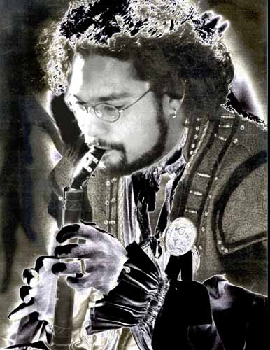 FlutePlayerBWSol
