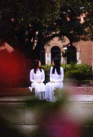 QChauHHuongNLai1