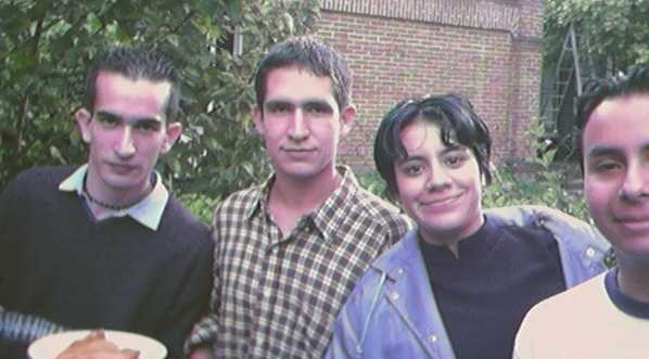 Sergio, Alejandro, Ana, Luis a medias