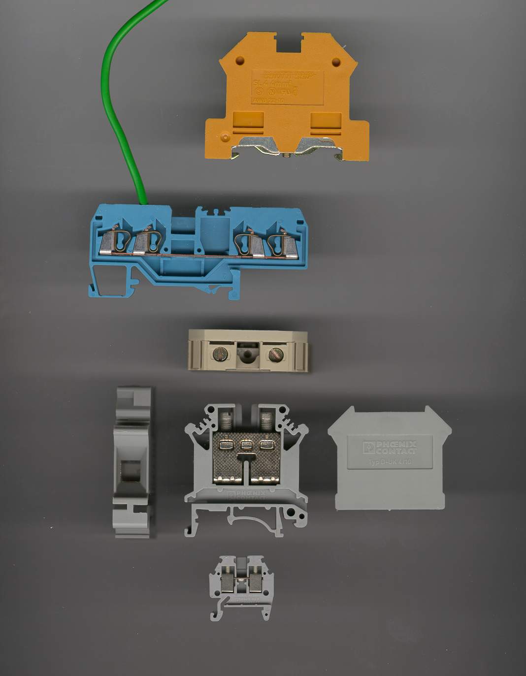 Rail Mounting.<BR>Under Construction.