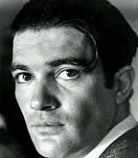 antonio_banderas.jpg (21803 bytes)
