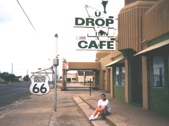 U Drop Inn: Shamrock, Texas