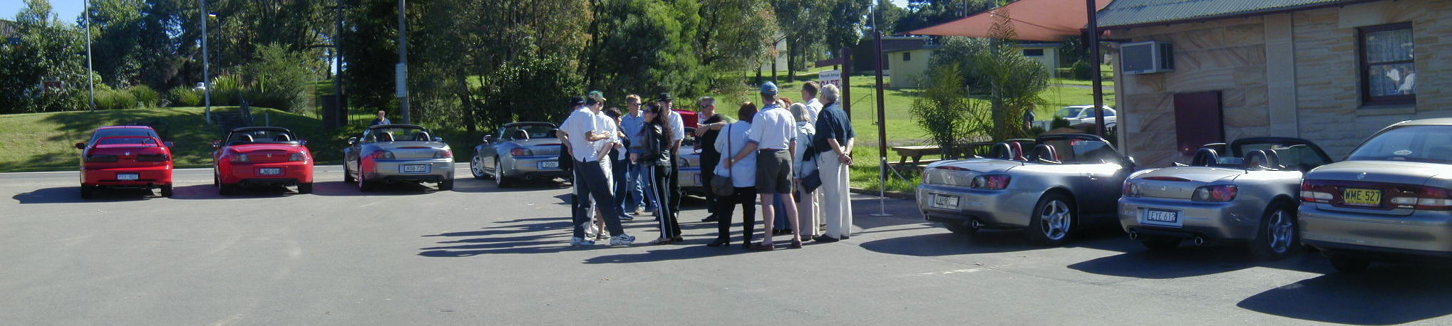 waratah_pano.jpg (227769 bytes)