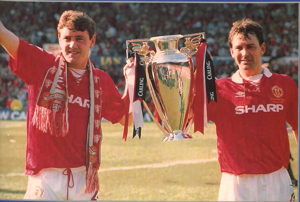 manutd9394team.jpg (96087 bytes)