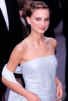 natalie_portman_elegant.jpg (16612 bytes)