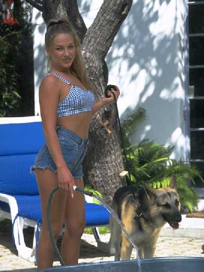 e-mail me  hotlisa6@hotmail.com