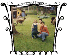 Mi sobrina Alessandra, Cusi y yo (amn de camlidos de fondo)... :)