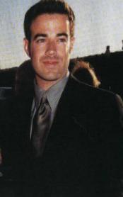 Scroll down for more pix of Carson Daly!!