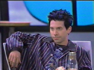 Scroll down for more pix of Seth Green!!  Click to enlarge!