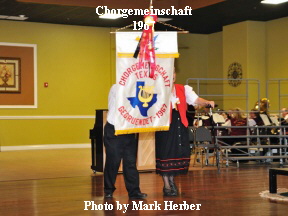 Chorgemeinschaft
1967











Photo by Mark Herber