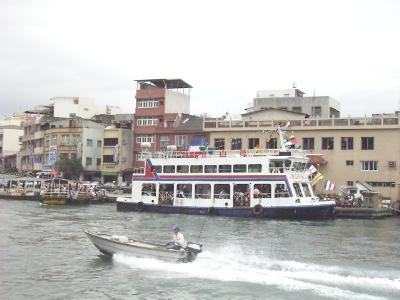 ferry3.JPG (21503 bytes)