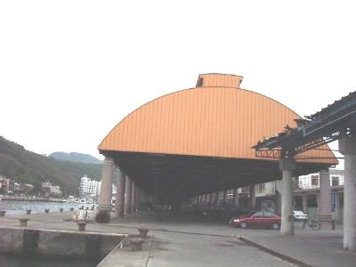 fish2.JPG (13268 bytes)