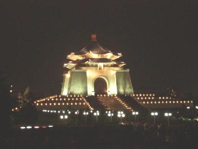 temple1.JPG (11852 bytes)