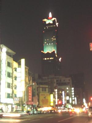 night-building85-2.JPG (15272 bytes)