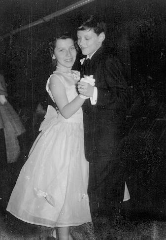 earlyyears3.jpg (27363 bytes)