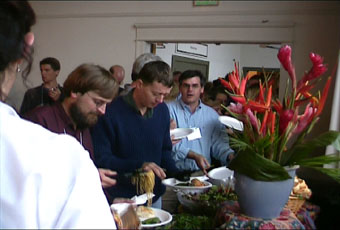 buffet1.jpg (26729 Byte)