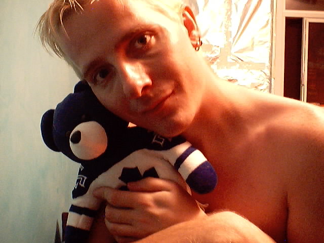 Awwwww!!! Go Leafs Go Bear!!