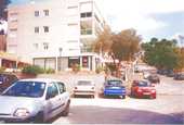 b08.jpg