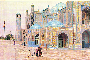 masjidmazar.jpg (63288 bytes)