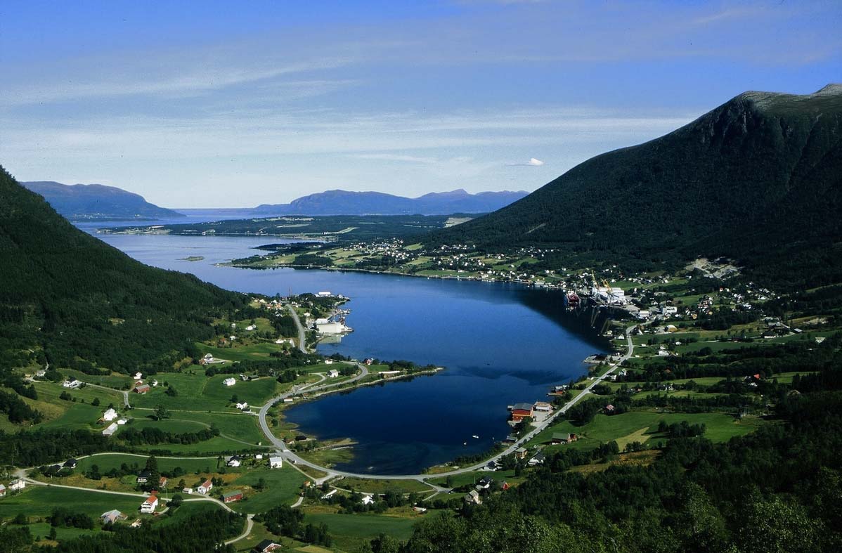 Tomr�, Tomr� h�mb�gda mi