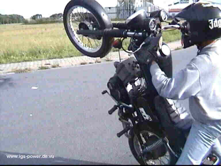 175.jpg