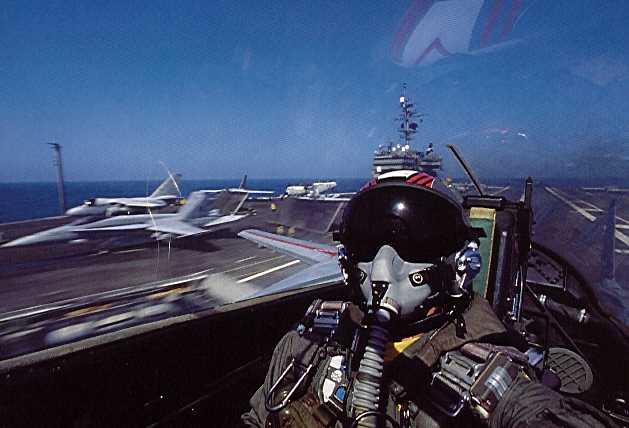 cockpit.jpg (30186 bytes)