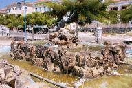 Fontain, Poros