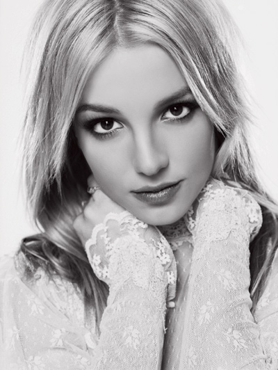 Entra in Brit Not A Girl