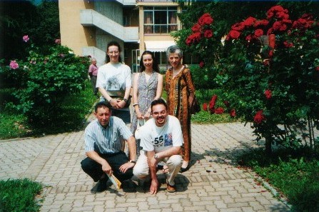 Foto di gruppo dei poeti intervenuti alla presentazione dell'antologia "Twin Towers"