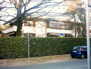 bandiere75.jpg (456896 byte)