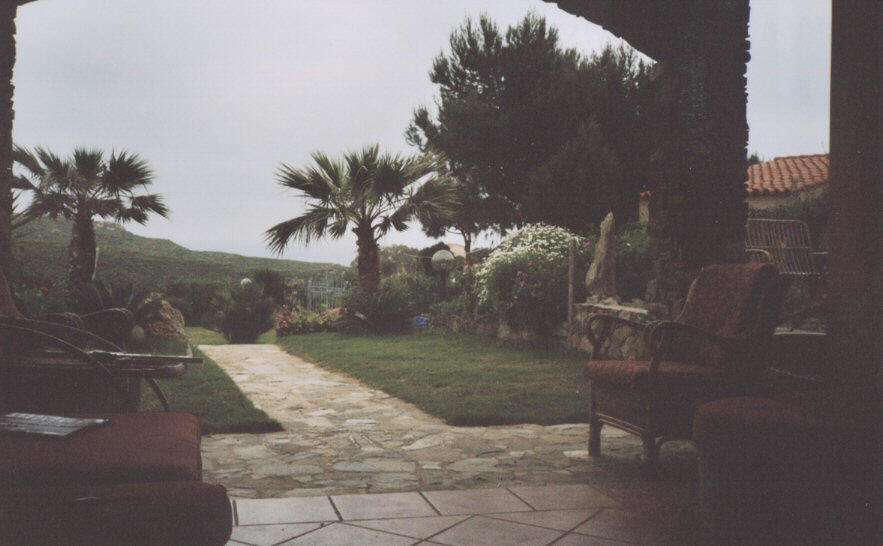 3 casa ex fantozzi 3.jpg (72585 byte)
